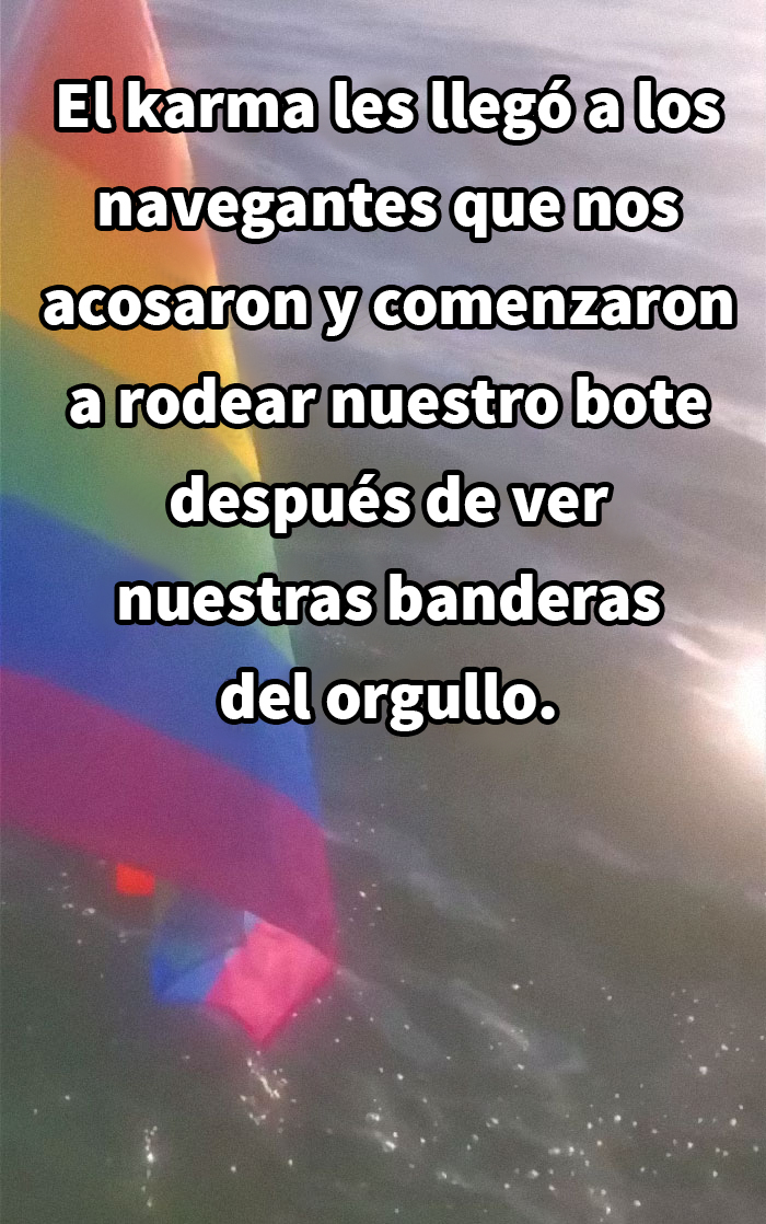 Estos homófobos pidieron socorro a los tripulantes del bote del Orgullo al que estaban acosando tras explotar su propia embarcación