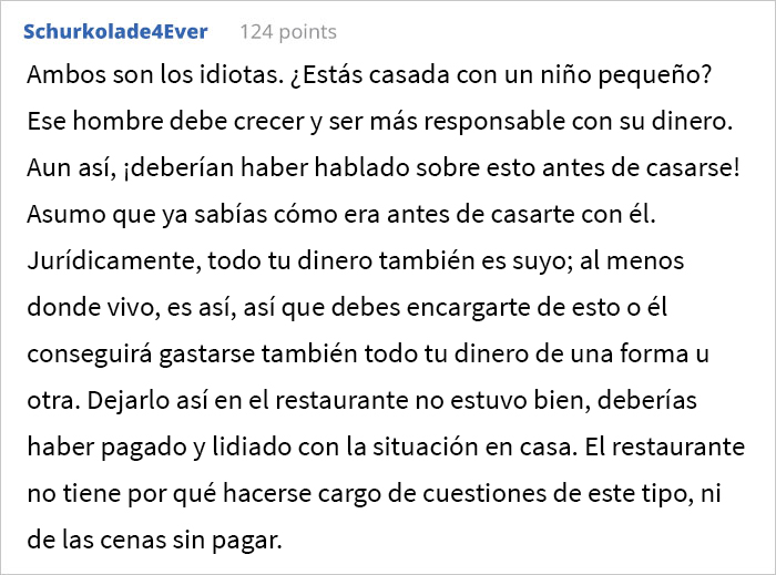 Esta mujer acordó separar finanzas con su esposo y acabó abandonándolo en el restaurante cuando él no tuvo para pagar su parte