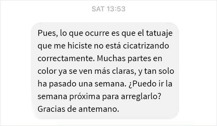 Este salón de tatuajes compartió una conversación con un cliente que no siguió las instrucciones por hacer lo que su padre decía