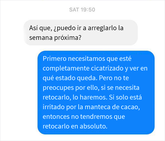 Este salón de tatuajes compartió una conversación con un cliente que no siguió las instrucciones por hacer lo que su padre decía