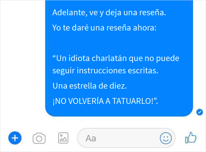 Este salón de tatuajes compartió una conversación con un cliente que no siguió las instrucciones por hacer lo que su padre decía