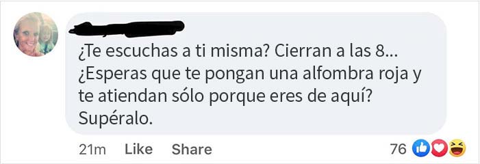 Esta 'Karen' se enfadó porque un restaurante de pueblo no la quiso atender tras la hora de cierre, y los vecinos se burlan de ella