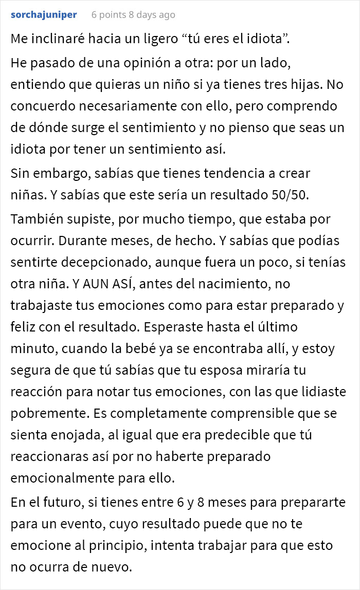 Este papá de 3 niñas se sintió decepcionado cuando nació su 4ª hija, y su madre lo llamó “misógino”