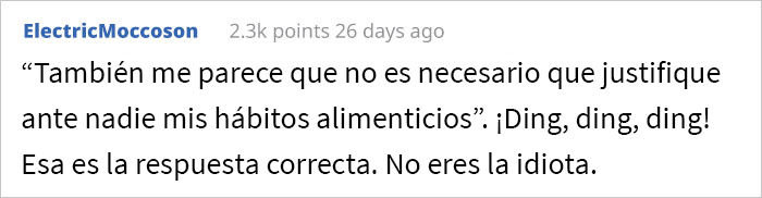 Esta mujer se burla siempre de su compañera de trabajo vegana, pero se enfadó cuando ella se negó a probar la tarta “vegana” que había preparado