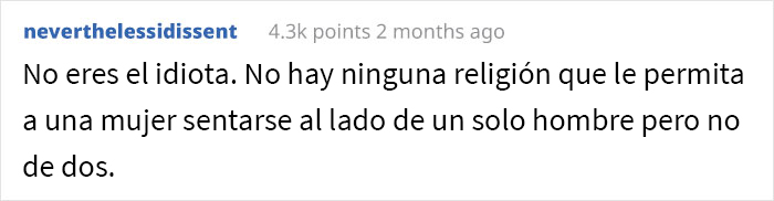 Este chico se negó a cambiar de asiento en el avión cuando una mujer le pidió que lo hiciera por "razones religiosas" y desata un drama a bordo