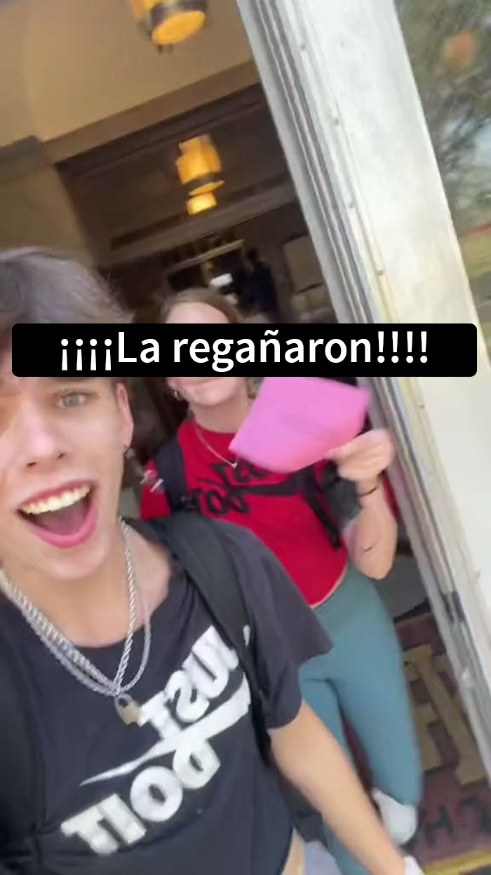 Este adolescente usó prendas en la escuela por las que lo regañarían si fuese una chica, y comprobó lo sexista que es esto cuando nadie le regañó