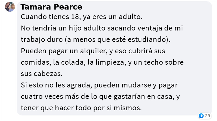 Esta madre le pidió a su hija adolescente trabajadora que comenzara a contribuir con los gastos del hogar, y ahora se siente “la peor mamá del mundo”