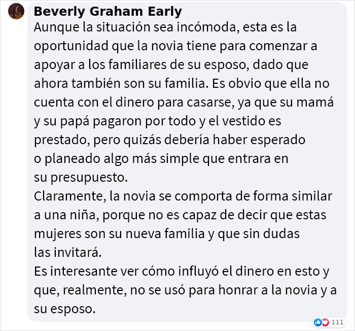 La invitación de bodas de esta mujer fue anulada, por lo que se llevó el vestido que prometió prestar a la novia