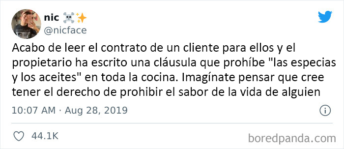 Una casera Karen no puede soportar que otras personas usen especias