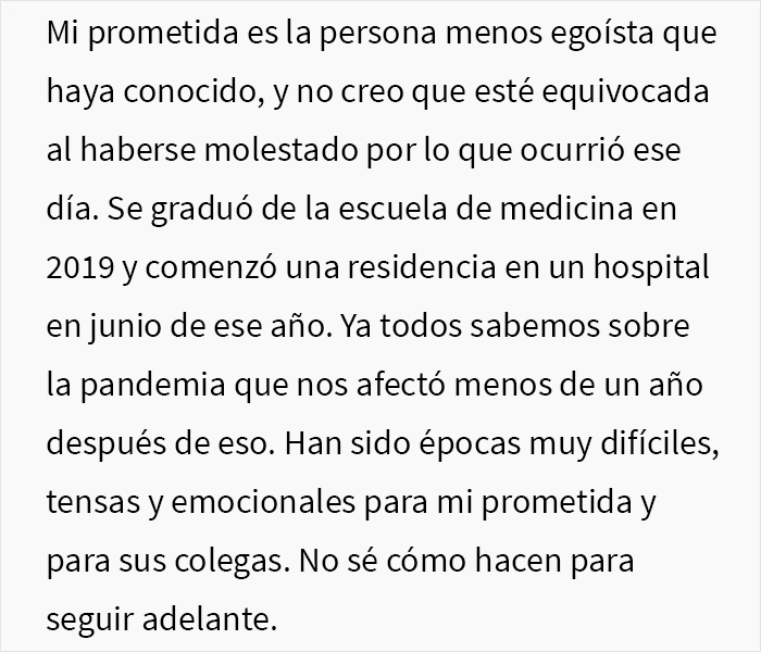 Este chico desinvitó de su boda a la familia de su prometida después de que la ningunearan comprando el vestido