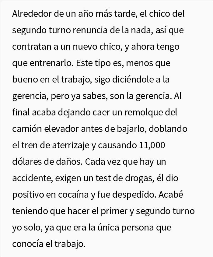 Este empleado saturado de trabajo se da cuenta de que es irremplazable para la empresa, y saca lo mejor de la situación