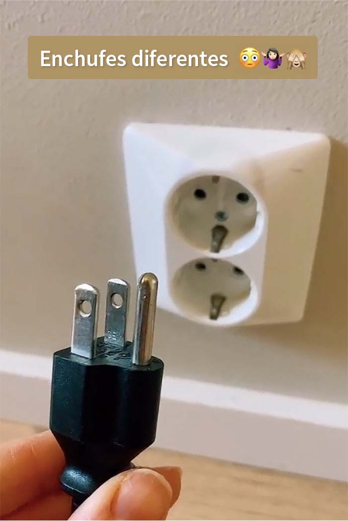 Enchufes eléctricos diferentes