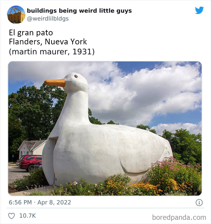 30 Times People Spotted "Buildings Being Weird Little Guys" And Shared Them On This Twitter Page