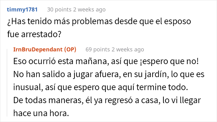 Esta mujer arrogante no entiende el concepto de propiedad privada y llama a la policía cuando su vecina no deja que sus hijos jueguen en su patio