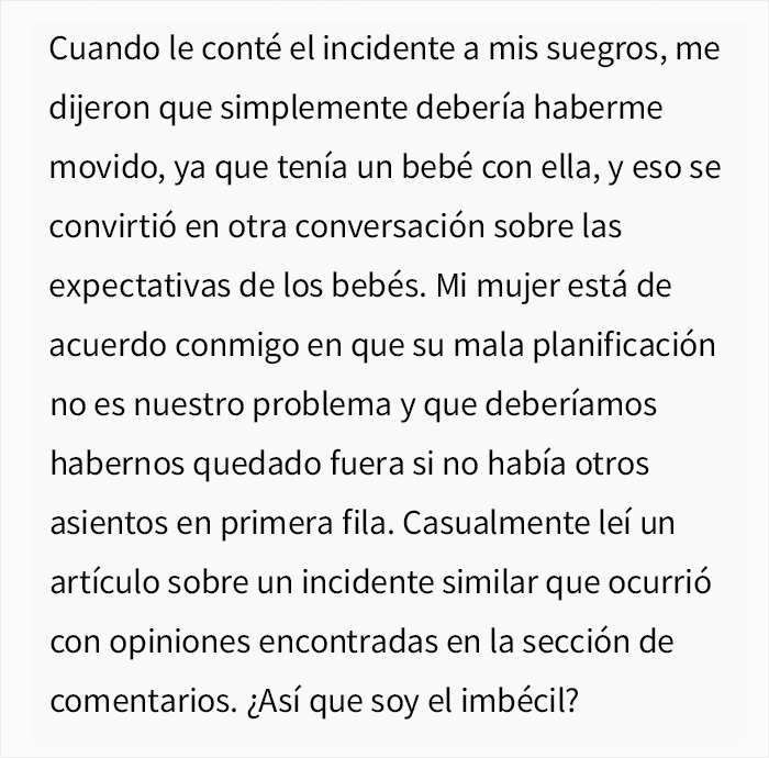 Una madre furiosa porque un chico no le cede el asiento en el avión hace comentarios sarcásticos, él recurre a Internet para preguntar cuál de los dos se equivocó