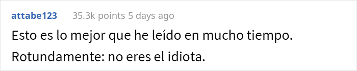 Este chico tiene que hacer poses sexys para que su vecina deje de grabarlo mientras está en su jardín