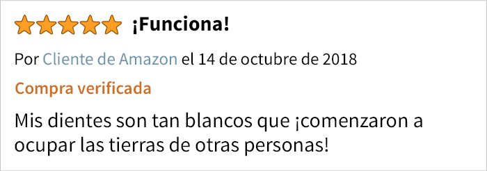 Una reseña para un gel dental blanqueador Cali White que se volvió política muy rápidamente