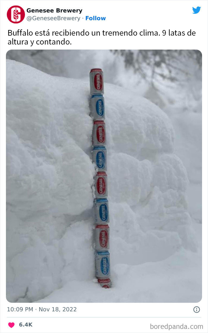 People Are Posting Wild Photos As Buffalo, New York, Digs Up From 6 Feet Of Snow