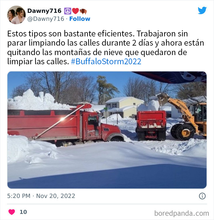 People Are Posting Wild Photos As Buffalo, New York, Digs Up From 6 Feet Of Snow