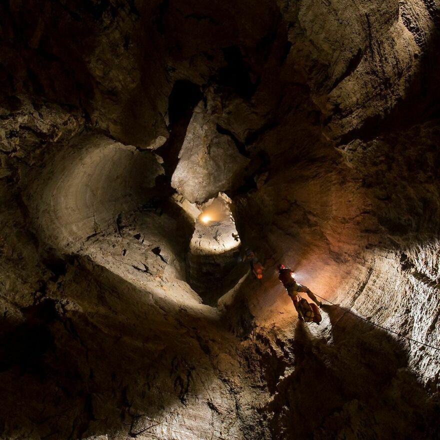 Viaje al centro de la Tierra: el interior de una de las cuevas más profundas del mundo