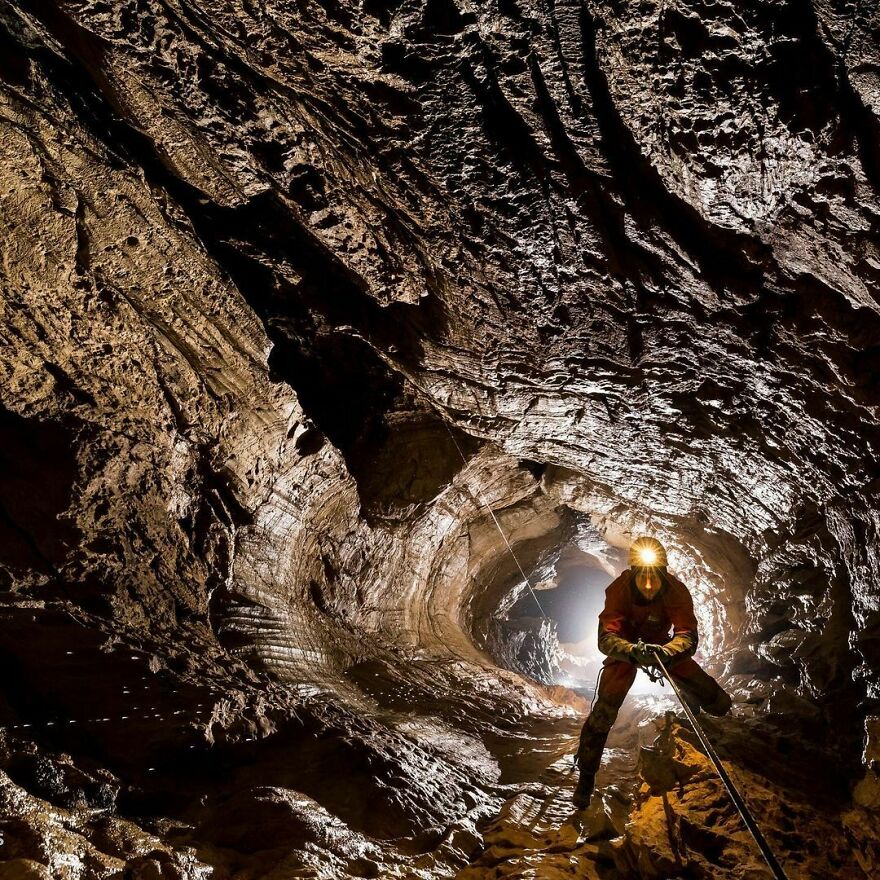 Viaje al centro de la Tierra: el interior de una de las cuevas más profundas del mundo