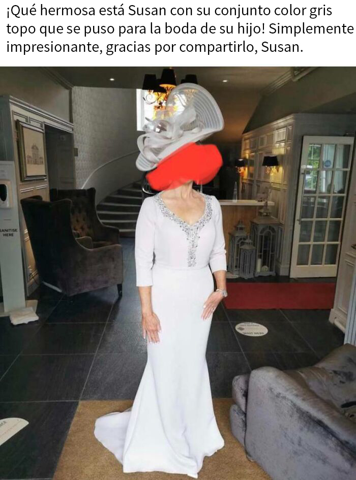Madre del novio en un vestido "gris topo"