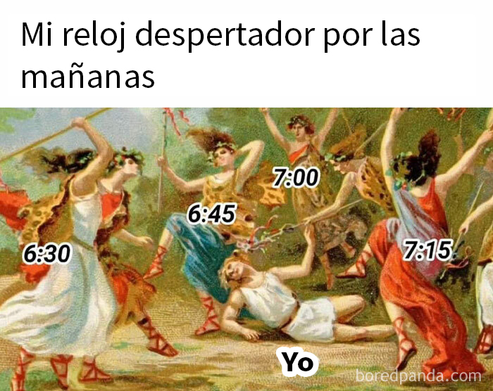 Grupo de mujeres bailando con horas marcadas y texto sobre memes divertidos relacionados con cosas de la vida diaria.
