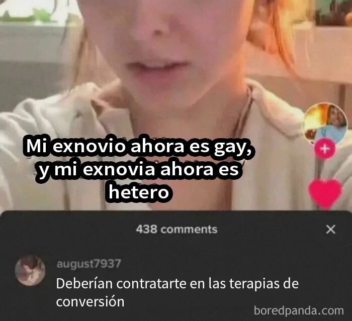 Persona expresando frase fulminante sobre exnovio gay y exnovia heterosexual, con comentario sarcástico en redes sociales.