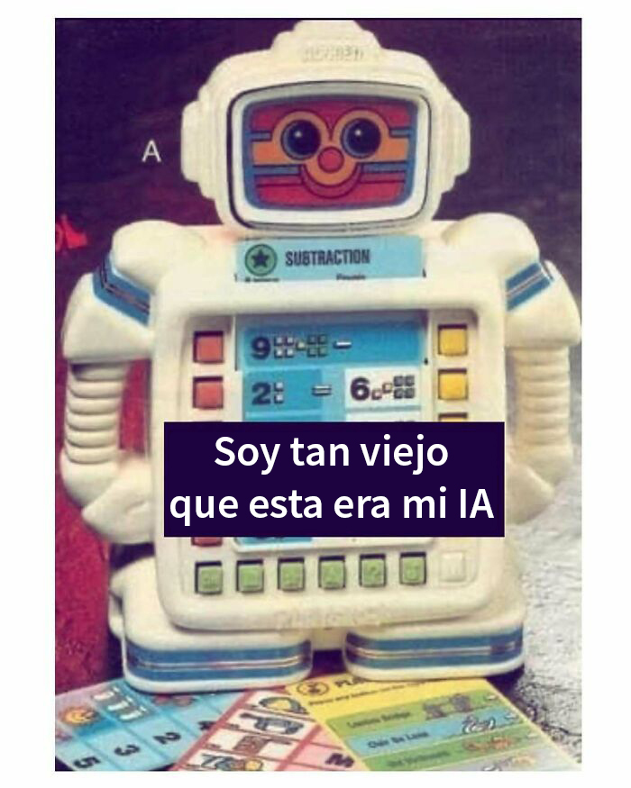 Robot juguete retro con diseño clásico y tarjetas educativas, evocando la nostalgia de los años 80.