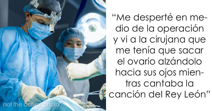 Cirujanos en hospital durante operaciu00f3n, ejemplificando errores terribles cometidos en centros mu00e9dicos modernos.