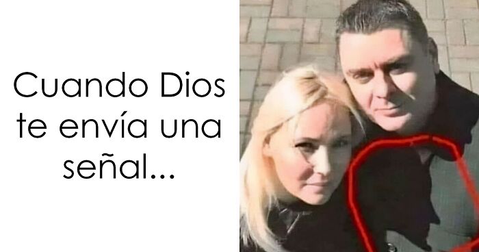 Pareja posando con seu00f1al divertida en camiseta, imagen perfecta para memes divertidos y cau00f3ticos para echarse unas risas.