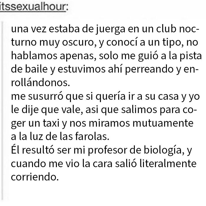 Texto de una anécdota que muestra a una persona que intentó presumir en internet y fue avergonzada por ello.