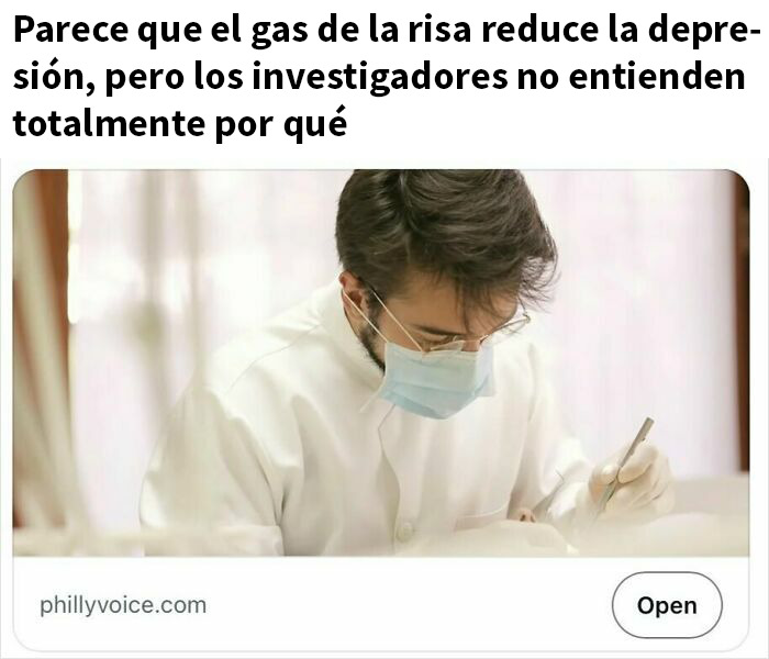 Hombre con bata y mascarilla realizando análisis médico, ilustrando titulares satíricos que parecen ciertos.