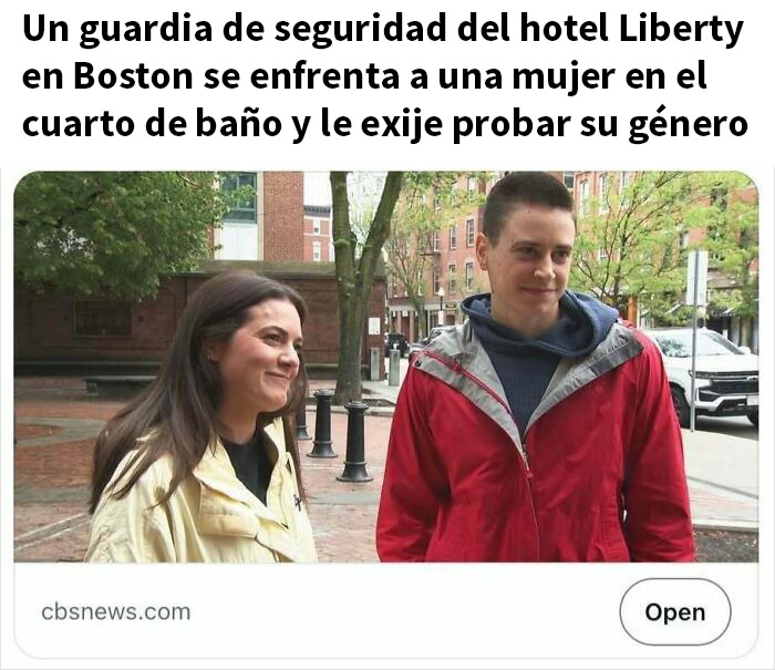 Guardia de seguridad en Boston enfrenta a mujer en baño exigiendo probar su género, titulares que parecen sátira pero son ciertos.