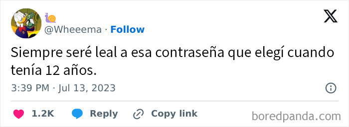 Captura de pantalla de un post honesto y divertido en X con comentario sarcástico sobre pedir comida en un restaurante.