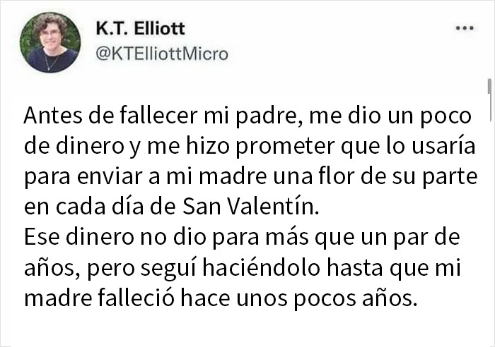 Tuit emotivo y divertido que refleja la experiencia humana con situaciones tontas y graciosas en redes sociales. Tuit emotivo y divertido que refleja la experiencia humana con situaciones tontas y graciosas en redes sociales.