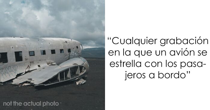 Restos de aviu00f3n abandonado en paisaje desolado, fragmentos de metraje hallados con contenido escalofriante y misterioso.