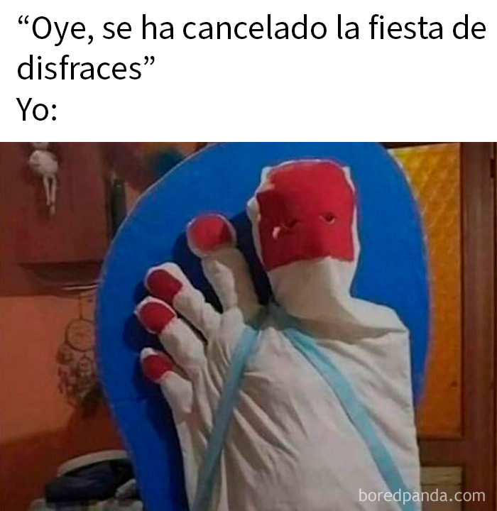 Dibujo de memes aleatorios con figuras de palitos y mensajes de humor para una risa rápida hoy.