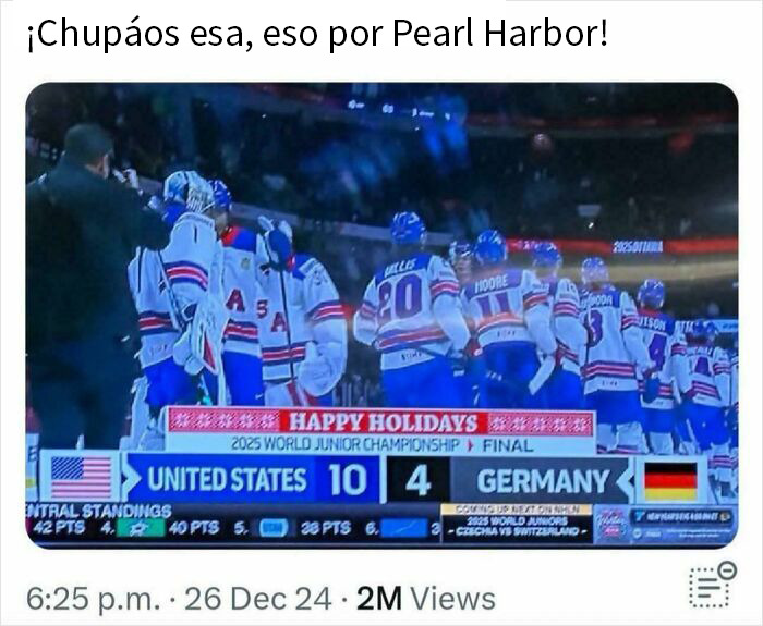 Jugadores de hockey estadounidenses celebrando victoria y momentos embarazosos de americanos vistos online en captura de pantalla.