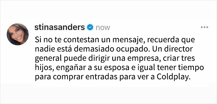 Captura de pantalla de un mensaje sarcástico que ilustra humor femenino para cerrar conversaciones con hombres.