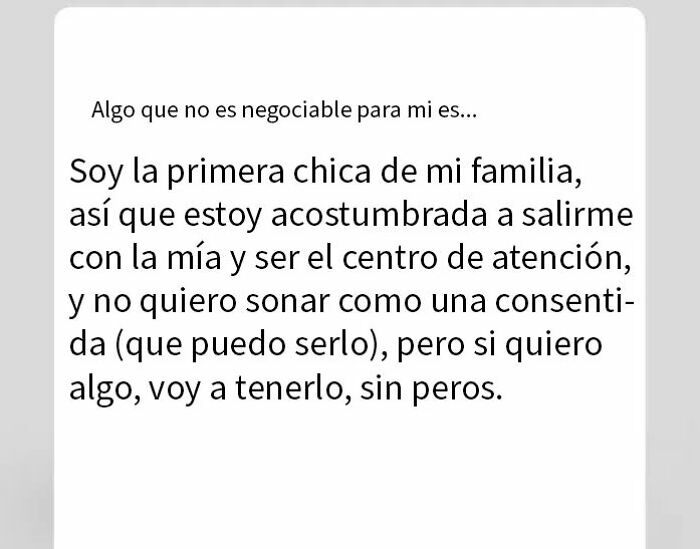 Texto que muestra una actitud de chicas que reciben un reality check online por su comportamiento ilusorio.