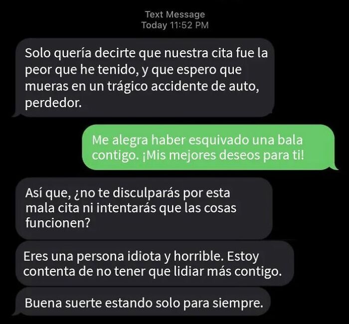Conversación de chicas nice con comportamiento delirante y realidad online tras dejar mensajes leídos sin responder.