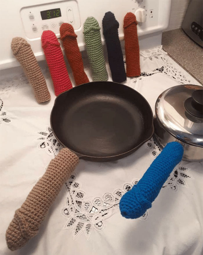 Mi abuela tejió estos “protectores para mangos” y quiere que la ayude a venderlos en línea