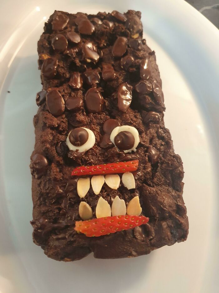 A mi madre le encantan esas fotos de pasteles de erizos feos, así que le hice una versión sin azúcar/baja en carbohidratos para el Día de la Madre. Deliciosa y aterradora