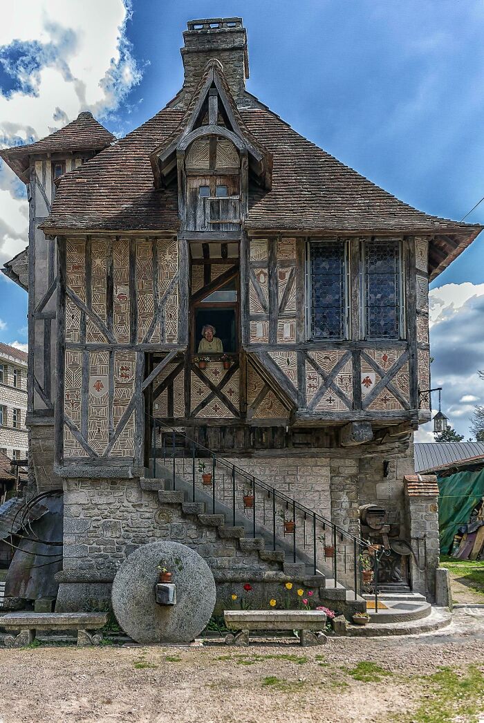 Casa medieval construida en 1509 en Argentan, Orne, Francia