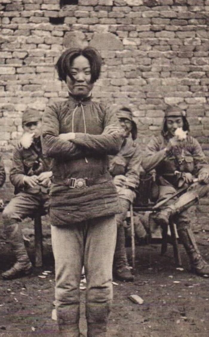 Guerrillera china Cheng Benhua 成本華 Momento sonriente antes de ser ejecutada por los japoneses, tenía 24 años. (Finales de 1938)