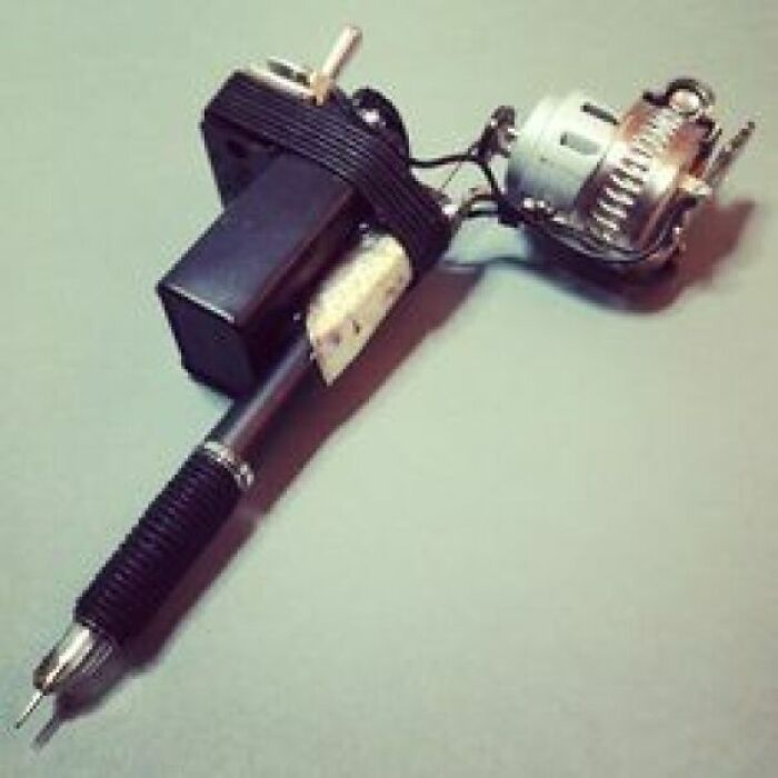 Esta pistola de tatuaje de la prisión
