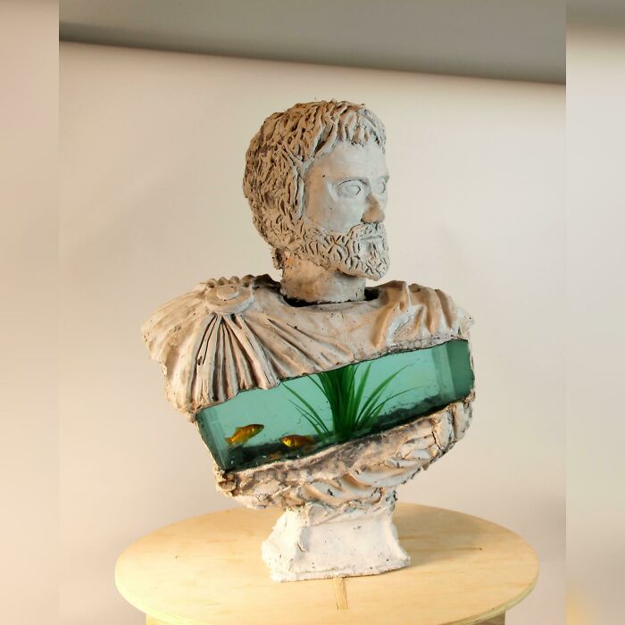¡Hice un acuario en un busto romano!