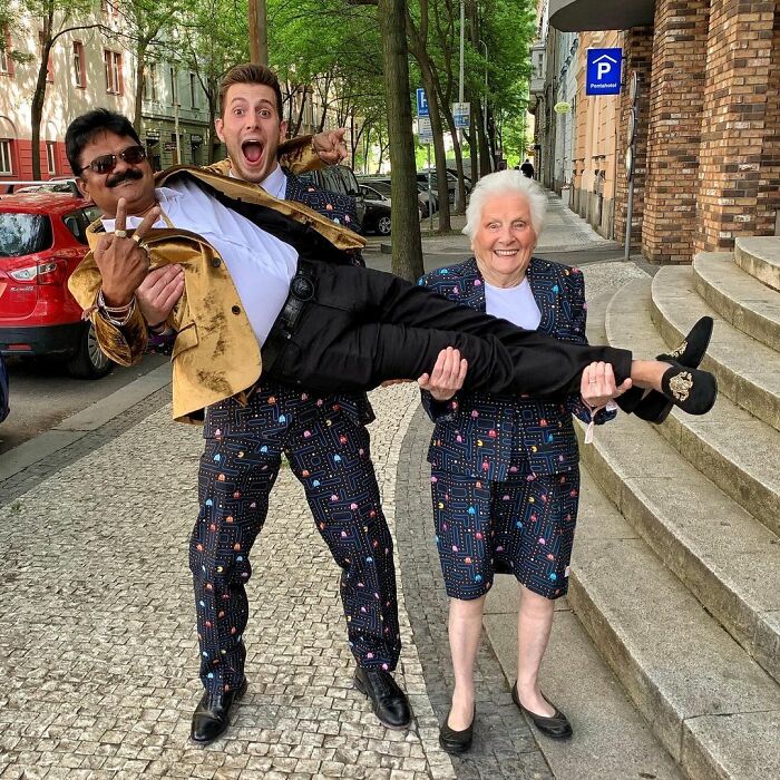 95-Year-Old Grandma And Her Grandson Prove Fun Doesn't Have An Age Limit With Hilarious Costumes (22 New Pics)
