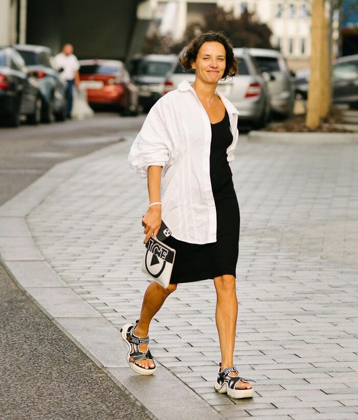 Russian Photographer Captures The Urban Street Style Of Moscow City (30 Pics)
